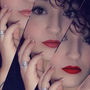 Meet your Posher, Kelli